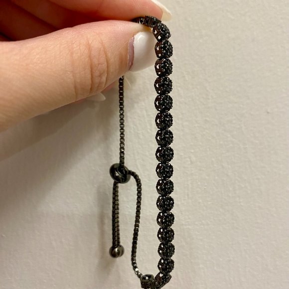 New Express Matching Black Studded Choker Necklace & Black Studded Bracelet - Picture 6 of 6